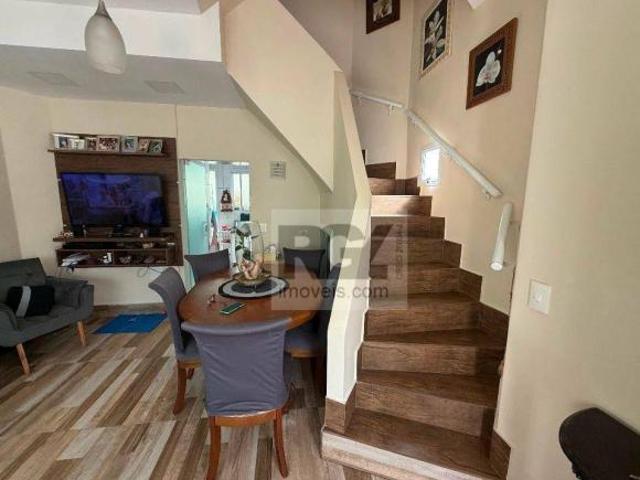 Casa com 3 QUARTOS SOLARIUM COM CHURRASQUEIRA à venda, 128 m² por R$ 800.000 Campo Grande Sant