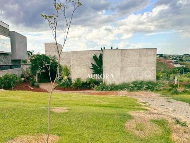 Casa com 3 dormitórios à Venda com 213 m² no Ecovillas do Lago, Sertanópolis PR