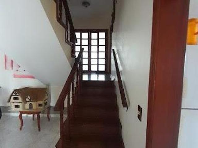 Casa com 3 dormitórios à venda, de 365 m² por R$ 820.000 Santana Varginha/MG