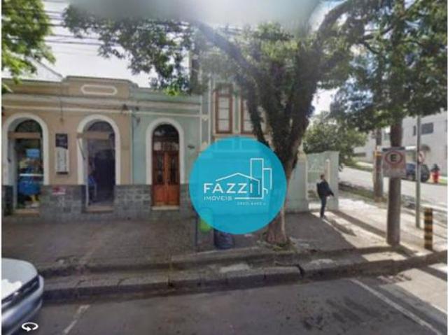 Casa com 3 dormitórios à venda por R$ 2.000.000,00 Centro Poços de Caldas/MG