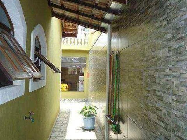 Casa com 3 dormitórios à venda por R$ 650.000,00 Cidade Jardim Jacareí/SP