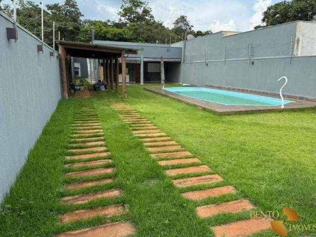 Casa com 3 dormitórios à venda por R$ 800.000 Chapada dos Guimarães Chapada dos Guimarães/MT