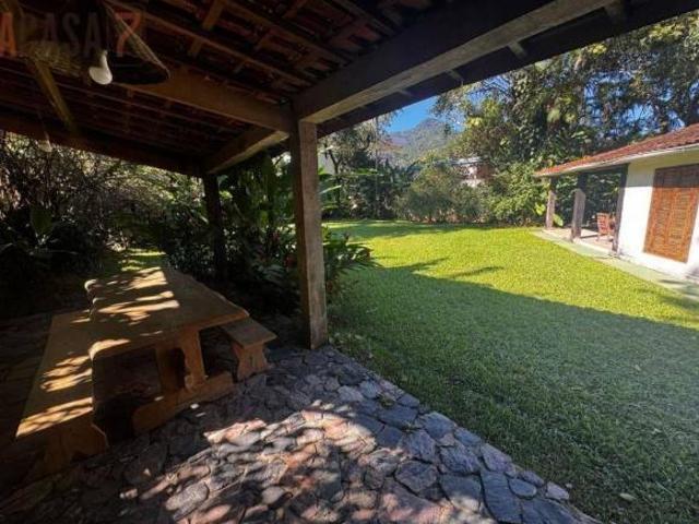 Casa com 3 dormitórios à venda. Terreno de 1.350 m² e 180 m² construídos Praia do Paúba São Sebas
