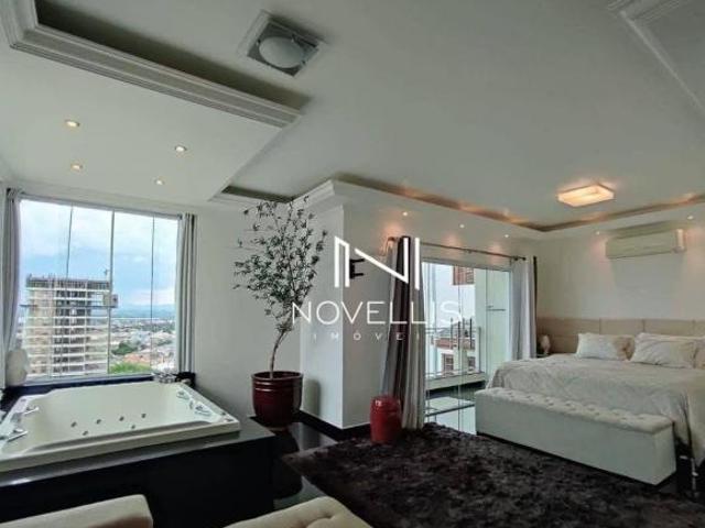 Casa com 3 dormitórios à venda Vila Aprazível Jacareí/SP