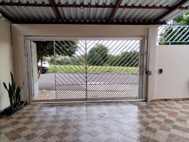 Casa com 3 dormitórios e churrasqueira no Residencial São Francisco