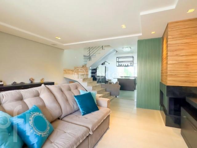 Casa com 3 dormitórios em Porto Alegre