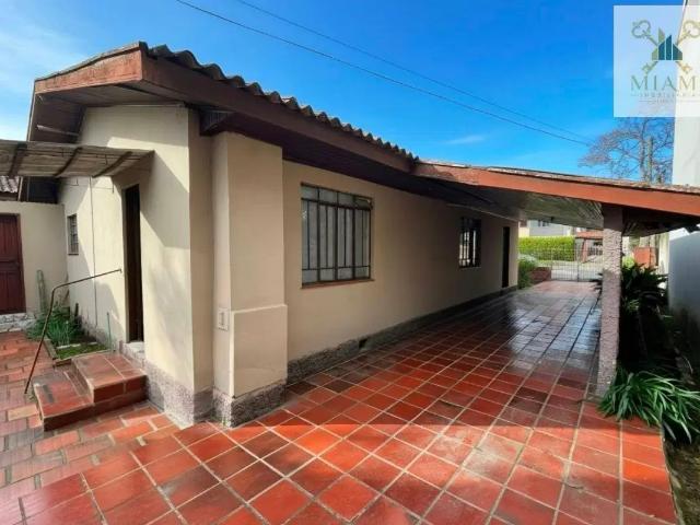 Casa com 3 dormitórios para alugar, 100 m² por R$ 3.200,00/mês Hauer Curitiba/PR
