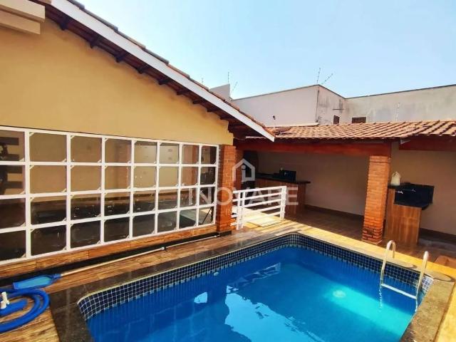 Casa Com 3 Dormitórios Para Alugar, 100 m² por R$3.400,00/mês Jardim Morumbi Itumbiara/go