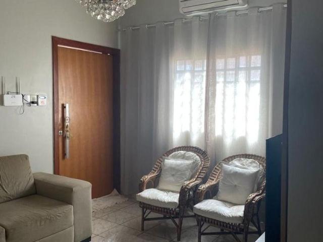 Casa Com 3 Dormitórios Para Alugar, 1 m² por R$2.500,00/mês Setor Afonso Pena Itumbiara/go