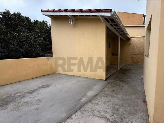 Casa com 3 dormitórios para locação em Cabreúva./SP