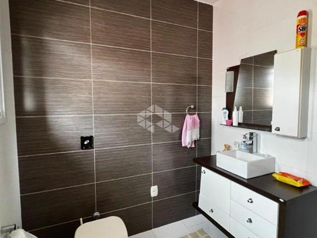 Casa com 3 dormitórios sendo uma suíte, no Bairro Vicentina em Farroupilha/RS