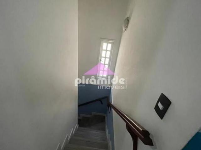 Casa com 3 dormitórios, sendo 1 suíte à venda, 129m² por R$ 680.000,00 Jardim das Indústrias São