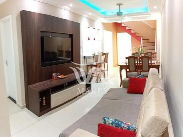 CASA COM 3 DORMITORIOS, SENDO 1 SUITE MASTER COM AR CONDICIONADO E ESCRITORIO NO RESIDENCIAL FLÁVI