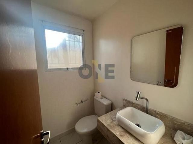 Casa com 3 dormitórios, sendo 2 suítes à venda e locação Cotia/SP