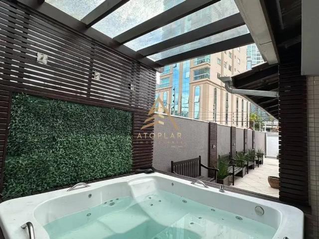 Casa com 3 dormitórios sendo 2 suítes para alugar, 127 m² por R$ 7.500/mês Centro Itapema/SC