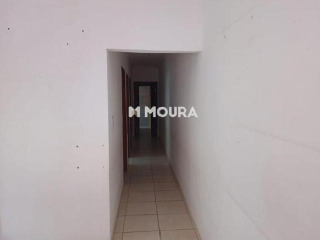 Casa com 3 dormitórios 1 suíte no Bandeira Branca R$ 298 mil
