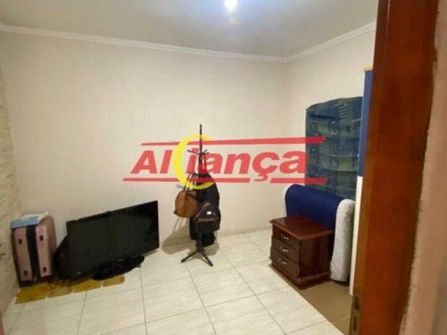 CASA COM 3 DORMITÓRIOS, 2 CASA MESMO TERRENO COM PONTO COMERCIAL PROX SHOPING BONSUCESSO A VENDA