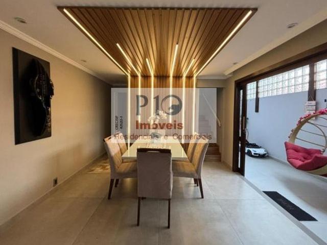 Casa com 3 dormitórios 2 vagas a vagas a venda no Morumbi Sul