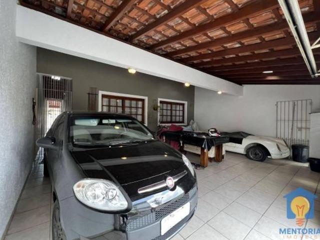 Casa com 3 dorms à Venda, á.t. 414 m² por R$ 898.000 Núcleo Residencial Isabela Taboão da Serra/
