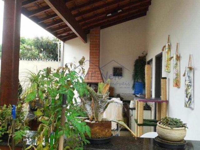 Casa com 3 dorms, Jardim Carlos Gomes, Pirassununga R$ 585 mil, Cod: 400