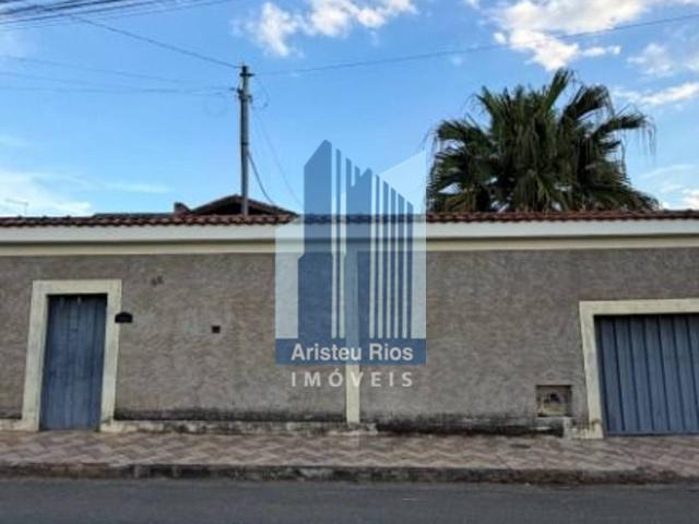 Casa com 3 quartos, 177 m², aluguel por R$ 2.500/mês ou à venda por R$ 600.000