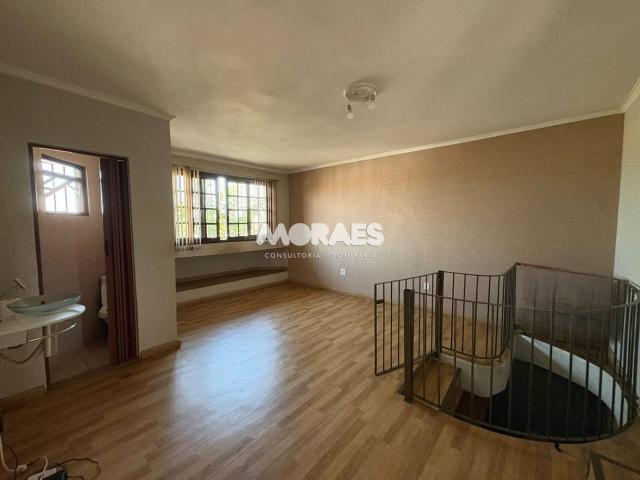 Casa com 3 quartos, 180 m², aluguel por R$ 3.000/mês