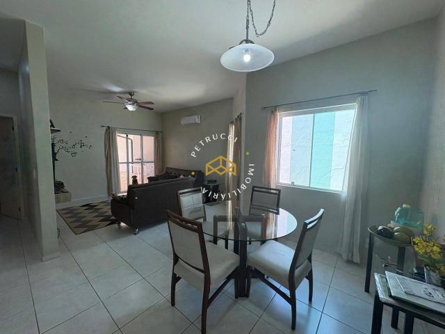 Casa com 3 quartos, 194 m², aluguel por R$ 7.000/mês Condomínio Residencial São Lourenço Valinhos/SP