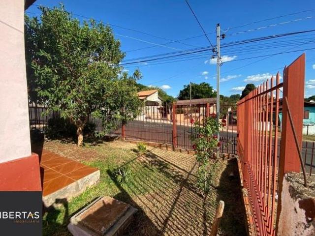 Casa com 3 quartos, 1 suíte, vaga, varanda, no bairro Hilda, Cruz Alta/RS