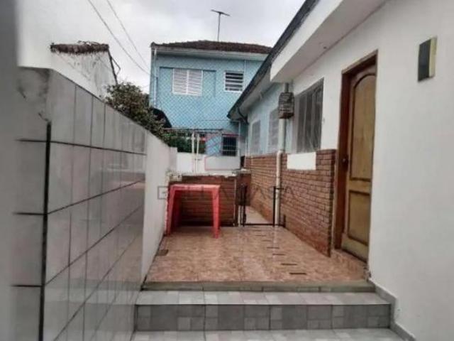 Casa com 3 quartos, 1 suíte e 2 vagas de garagem no Ipiranga