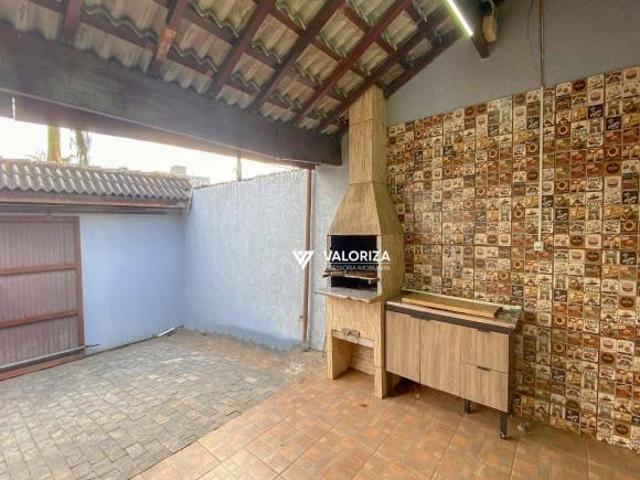 Casa com 3 quartos, 2 suítes a venda por R$590.000