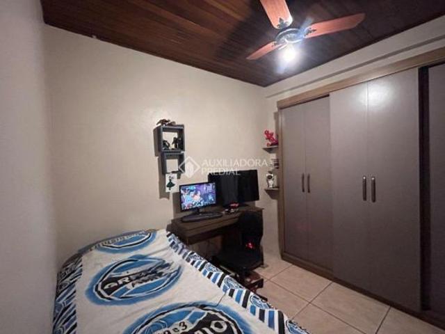 CASA COM 3 QUARTOS