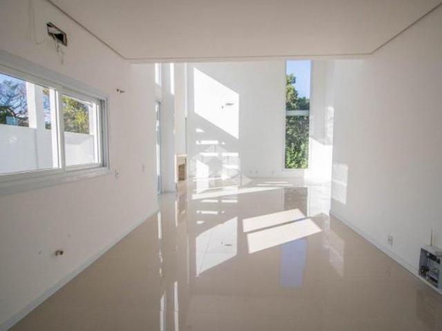 Casa com 3 quartos com 3 vagas na Vila Conceição