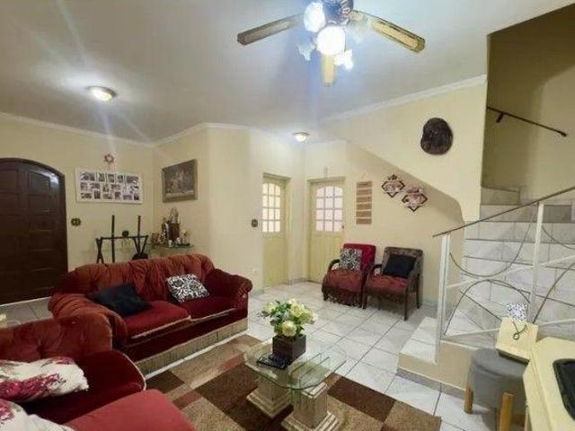 Casa com 3 quartos à venda, 185 m² por R$ 850.000 Jardim Vila Galvão Guarulhos/SP