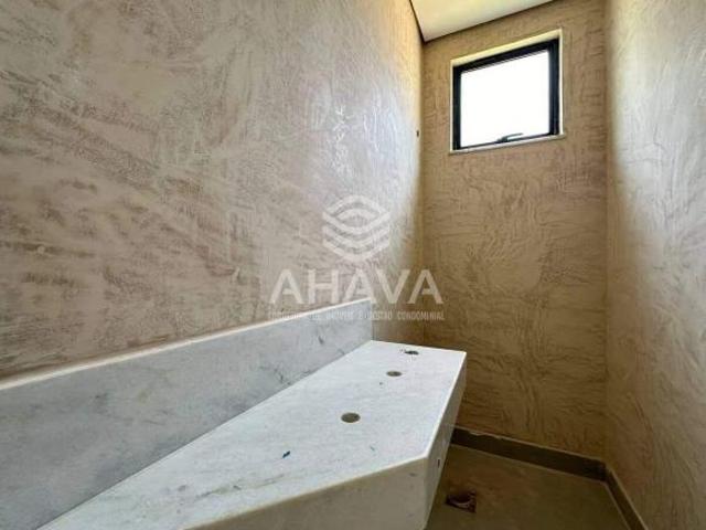 Casa com 3 Quartos à Venda, 196m², Planalto