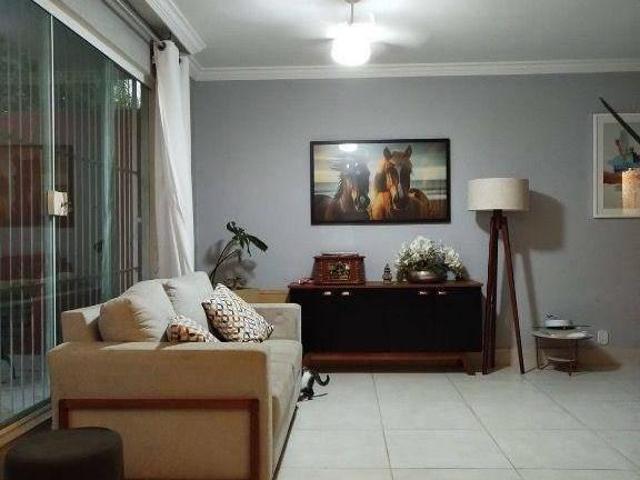 Casa com 3 quartos à venda, 218 m² por R$ 1.250.000 Vila Viotto Jundiaí/SP