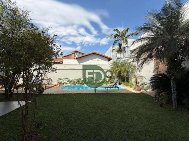 Casa com 3 quartos à venda, 218 m² por R$ 2.350.000 Loteamento Residencial Jardim Villagio Ameri