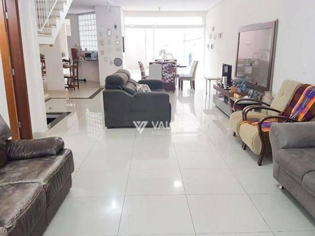 Casa com 3 quartos à venda, 220 m² por R$ 1.490.000 Condomínio Village Saint Claire Sorocaba/SP