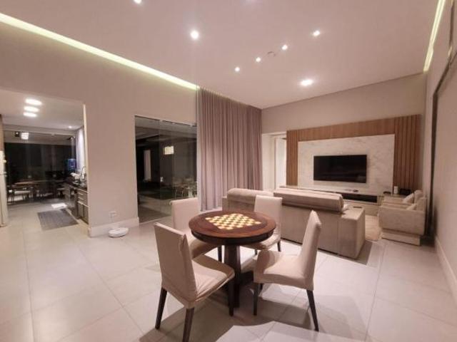 Casa com 3 quartos à venda, 251 m² por R$ 1.850.000 Riviera Tamborlim Americana/SP