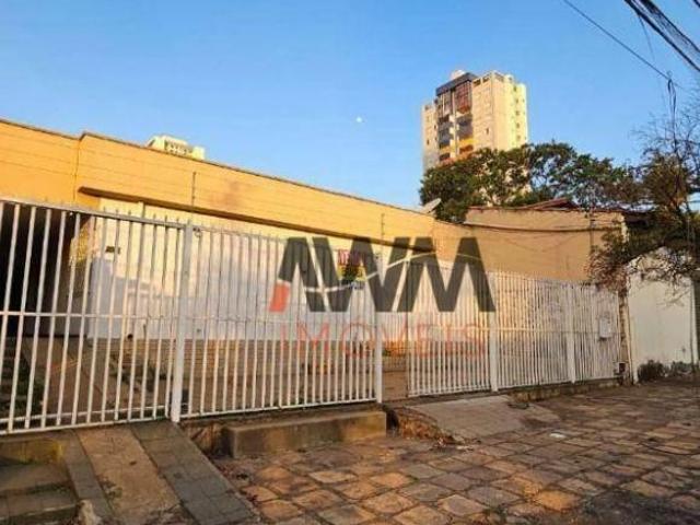 Casa com 3 Quartos à venda, 290 m² por R$ 720.000 Setor Aeroporto Goiânia/GO