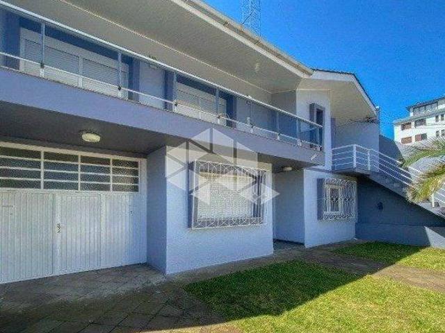 Casa com 3 Quartos à venda, Universitário