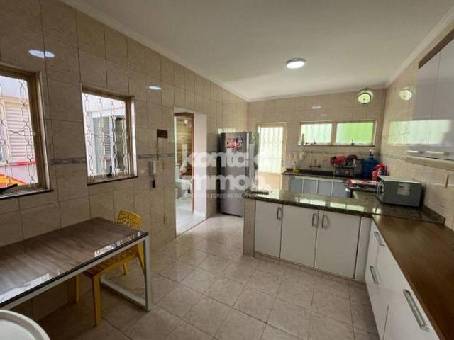 Casa com 3 Quartos à Venda, Vila Hortência Sorocaba