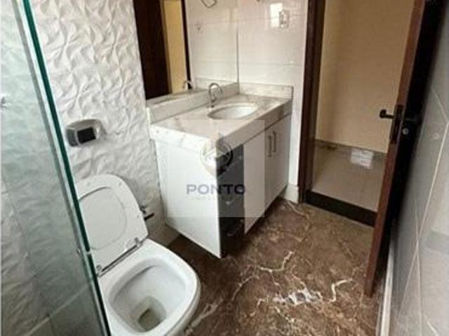 CASA COM 3 QUARTOS A VENDA BAIRRO ARCADIA