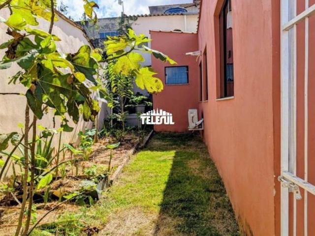 Casa com 3 quartos à venda em Varginha, no bairro Centenário