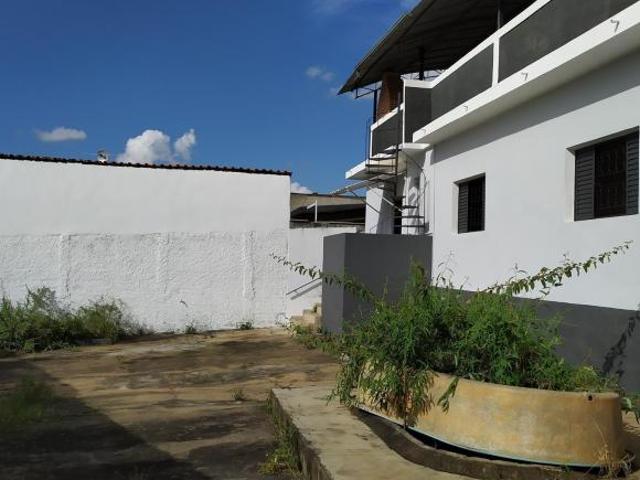Casa com 3 quartos à venda em Varginha, no bairro Jardim Sion