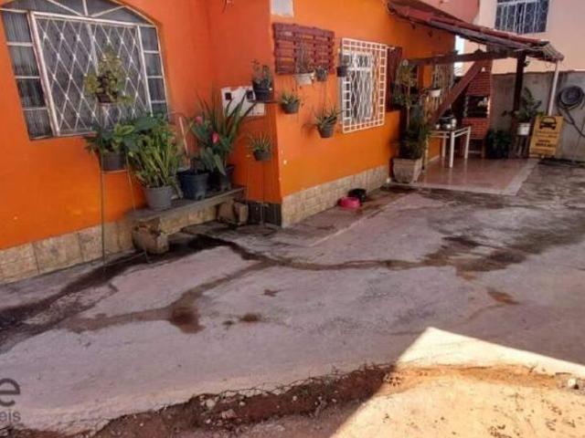Casa com 3 quartos à venda em Belo Horizonte, no bairro Califórnia