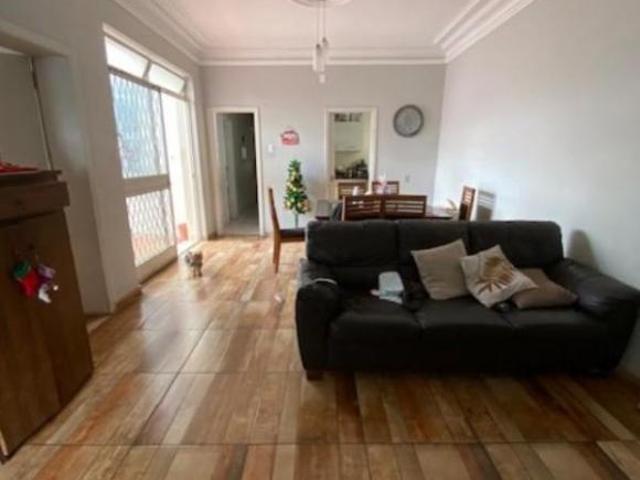 Casa com 3 quartos à venda em Belo Horizonte, no bairro Alto Barroca
