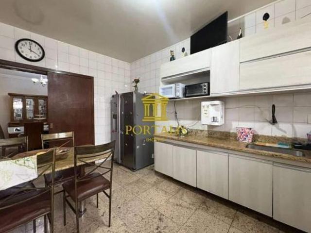 Casa com 3 quartos à venda em Belo Horizonte, no bairro Dona Clara