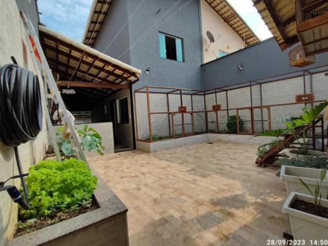 Casa com 3 quartos à venda em Belo Horizonte, no bairro Lindéia