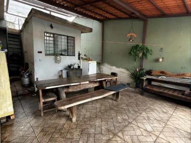 Casa com 3 quartos à venda em Belo Horizonte, no bairro Sagrada Família