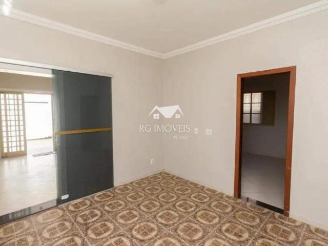 Casa com 3 quartos à venda em Belo Horizonte, no bairro Santa Helena